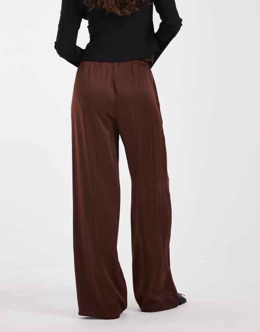 Vero Moda strukturierte Wide-Leg-Hose zum Schlupfen in Rostbraun, 4 von 5