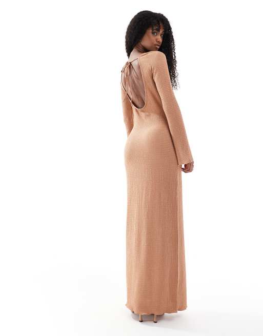 Vero Moda – Strukturiertes Maxikleid in Mokka mit Glockenärmeln, 4 von 4