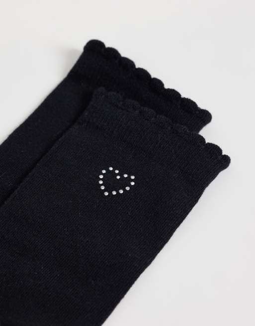 Vero Moda strumpor med vågig kant och hjärta med strass i svart, 2 av 3