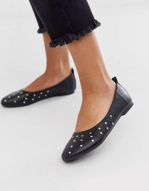 studded pointed flat shoes