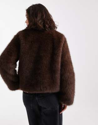 Vero Moda Super Soft Faux Fur Short Coat In Burgundy