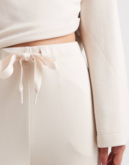 Vero Moda – Superweiche Jogginghose in Creme mit Bindeband an der Taille und weitem Bein, Kombiteil, 3 von 5