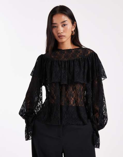 Vero Moda – Svart blus med poetärmar och volang i skir spets - view 1