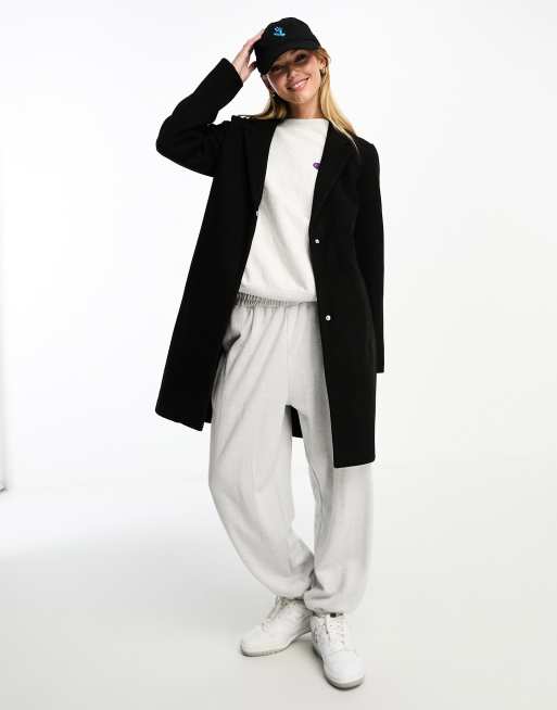Vero Moda – Svart figursydd kappa i formell design