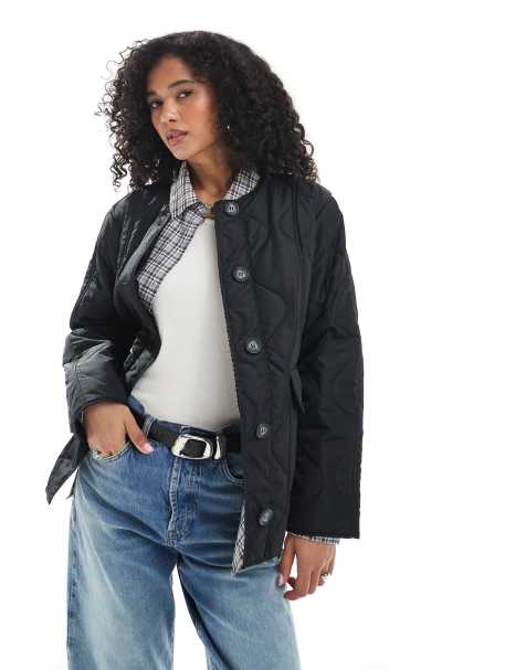 Vero Moda – Svart, kort, quiltad jacka med fickor - view 1