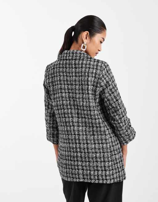 Vero Moda – Svart och vit kavaj i oversize och bouclé med textur och rynkade ärmar, 4 av 4