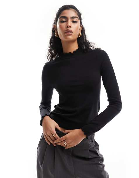 Vero Moda – Svart stickad topp med rullfåll - view 1