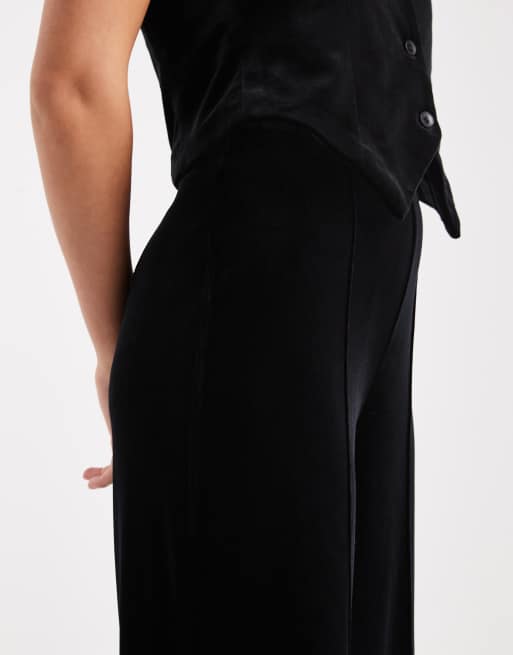 Vero Moda – Svarta, figursydda byxor med dekorativ söm framtill, del av set, 4 av 5
