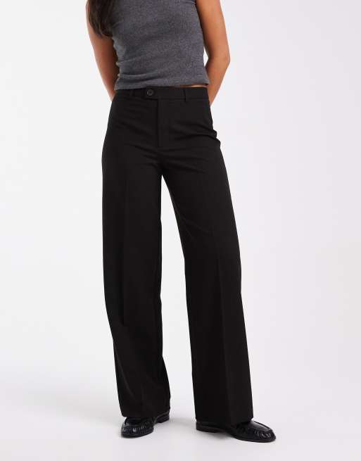 Vero Moda – Svarta, raka finbyxor med veck framtill, 3 av 5