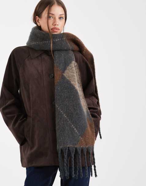 Vero Moda – Szalik z miękkiej dzianiny bouclé w kratę w kolorze kremowo-czarno-brązowym - view 1