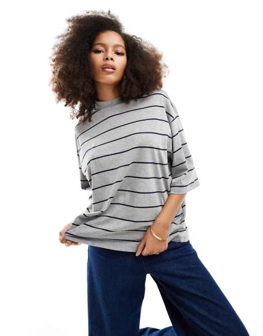 Vero Moda – Szary T-shirt z zabudowanym dekoltem i obniżoną linią ramion w paski