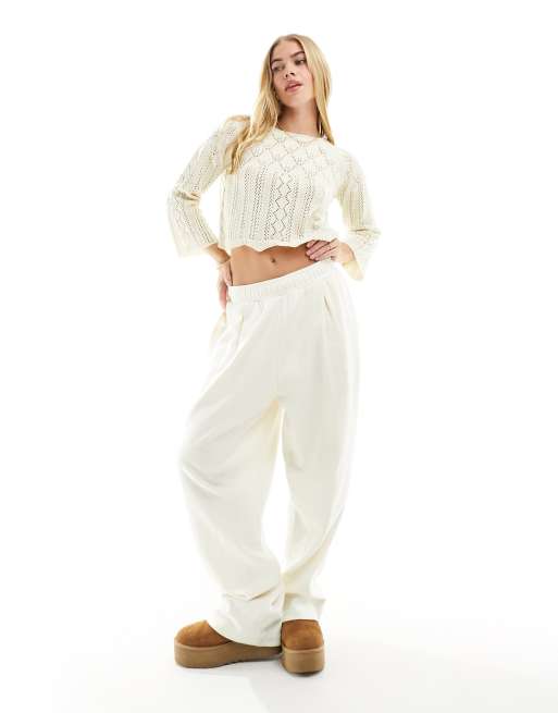 Vero Moda – Szydełkowany kremowy sweter z golfem i szerokimi rękawami, 4 z 4