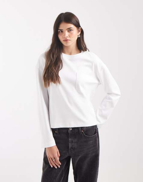 Vero Moda t-shirt coupe carrée à manches longues avec poche en blanc - view 1