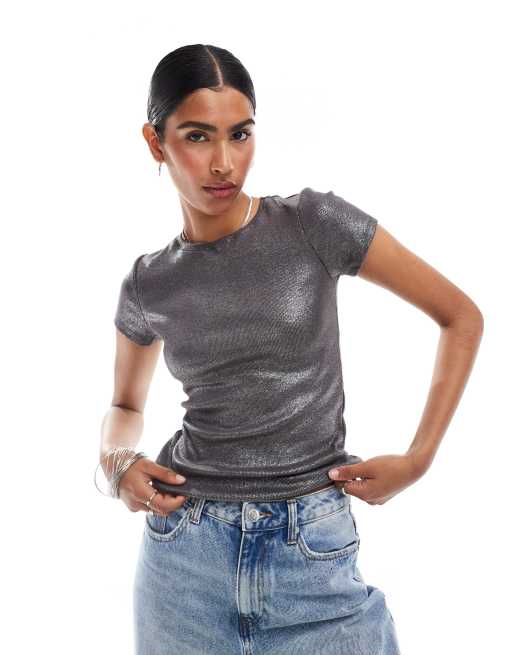 Vero Moda – T-Shirt in beschichtetem Metallic-Asphaltgrau