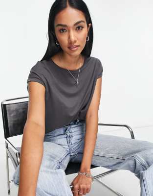 Vero Moda - T-Shirt in Grau mit U-Ausschnitt