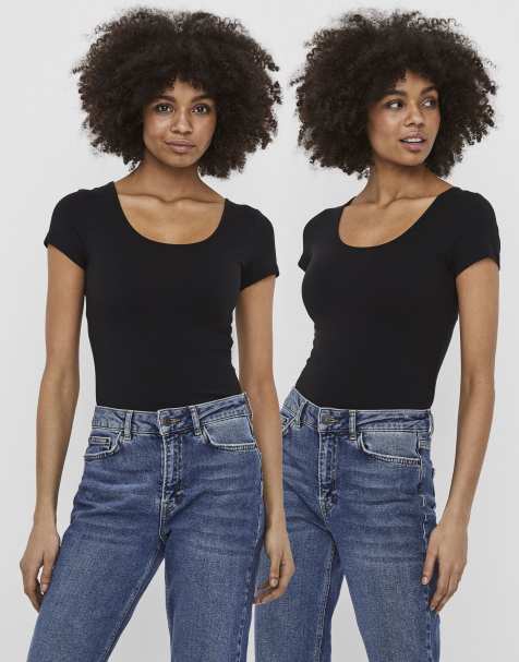 Vero Moda - T-shirt in zwart - view 1