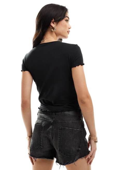 Vero Moda - T-shirt met golvende zoom in zwart, 4 van 4