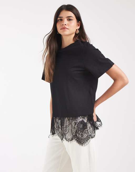 Vero Moda T-Shirt mit asymmetrischem Spitzendetail in Schwarz, 2 von 4
