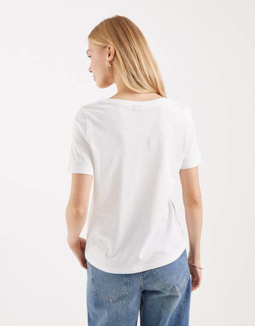 Vero Moda t-shirt with v neck in white, 2 of 4