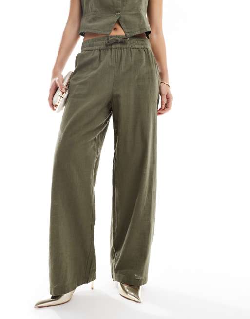 Vero Moda tailored drawstring waist wide leg trouser co-ord in kalamata green, 4 of 5