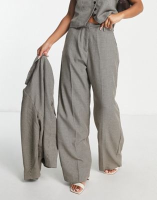 Vero Moda tailored houndstooth wide leg trouser co-ord in neutral check