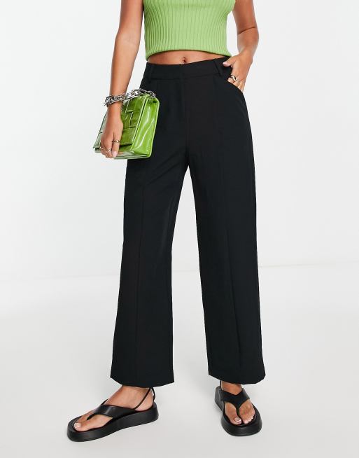 Vero Moda tailored straight leg cropped pants with slanted pockets in black