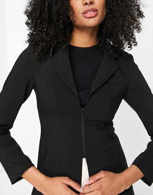 Vero Moda tailored waisted blazer with zip front in black