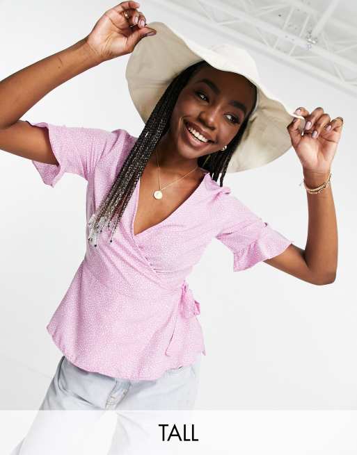 Vero Moda Tall - Blusa avvolgente lilla a fiori