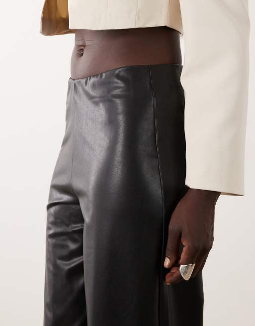 Vero Moda Tall broek met leerlook, halfhoge taille, wijde pijpen, zwart, 5 van 5