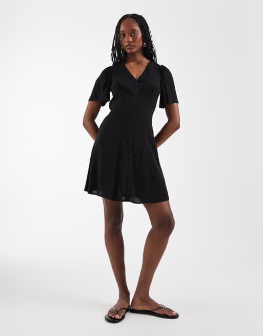 Vero Moda Tall button through mini skater dress in black, 2 of 4