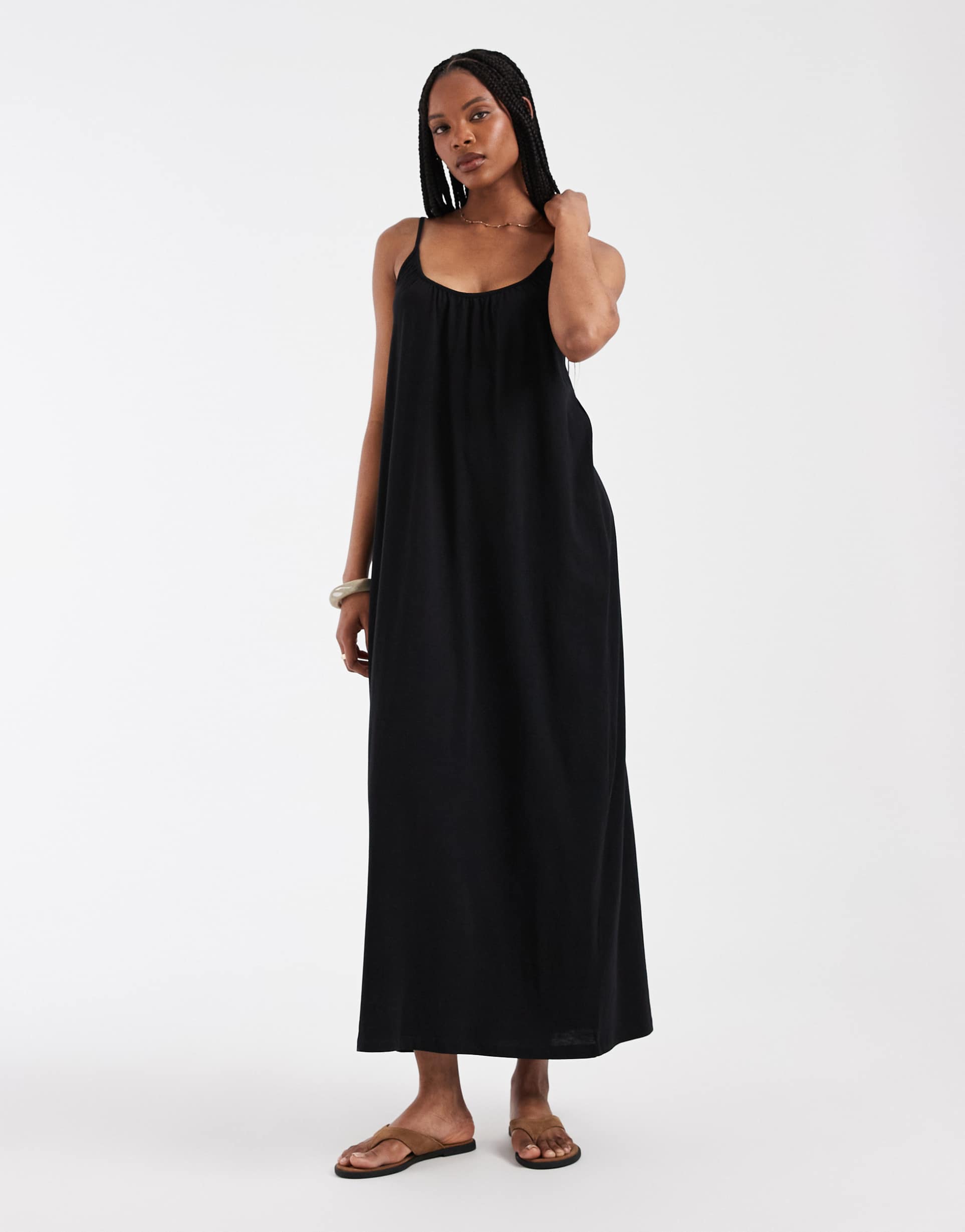 vero moda tall chuck on cami maxi dress in black