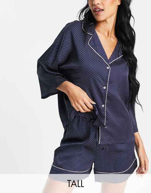 Vero Moda Tall - Completo in raso con camicia blu navy a pois con finiture a contrasto