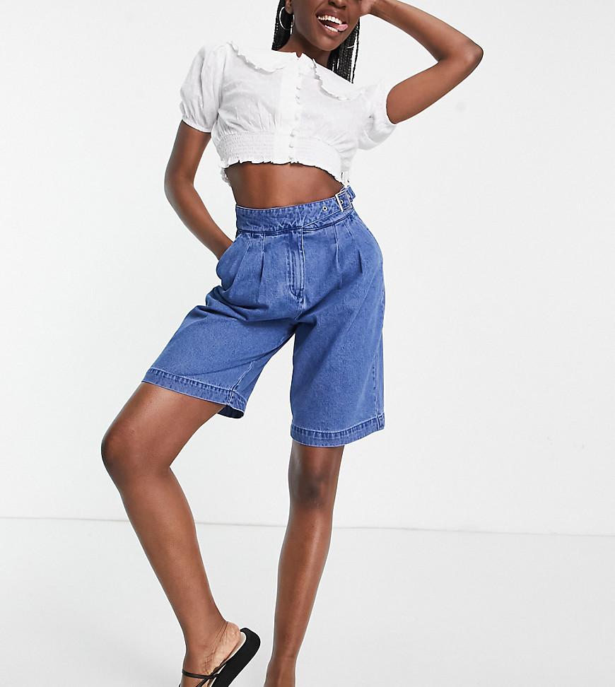 Vero Moda Tall culotte shorts with high waist in mid blue-Blues