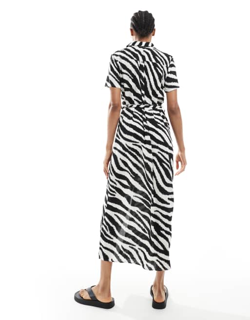 Vero Moda Tall easy button-down long shirt dress in zebra print, 3 of 4