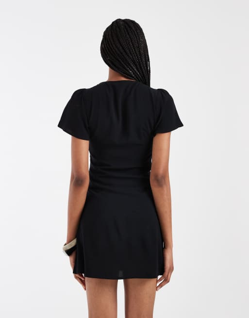 Vero Moda Tall – Easy Joy – Svart miniklänning med korta ärmar och rosett framtill, 2 av 4
