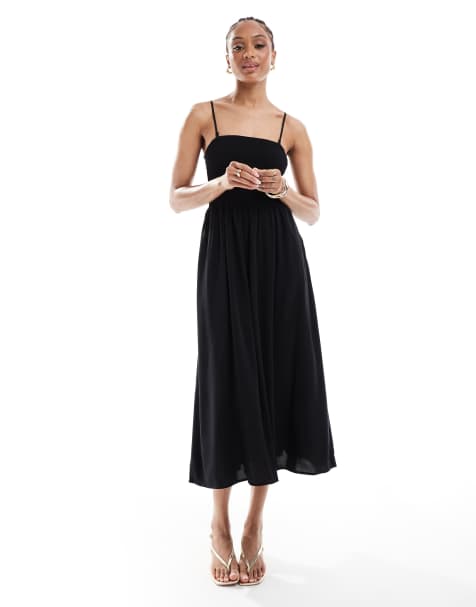 Vero Moda Tall – Easy – Svart, smockad och ankellång klänning med smala axelband - view 1