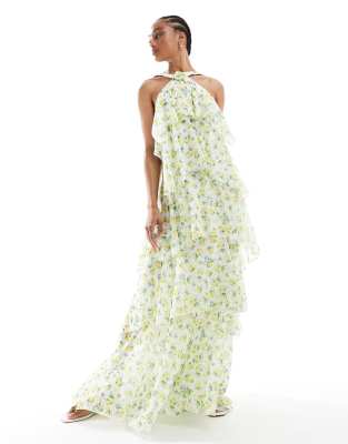 Vero Moda Tall - Felicia - Gestuftes Neckholder-Maxikleid mit Zitronenmuster und Ansteckblumendetail-Gelb