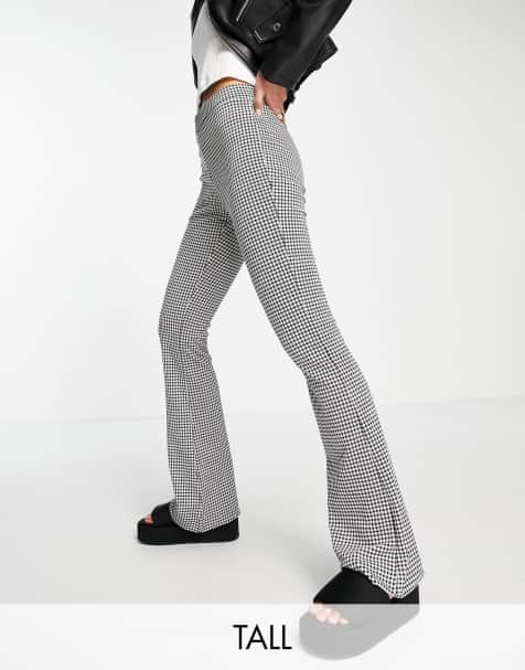 Vero Moda Tall flared trousers in black gingham - view 1
