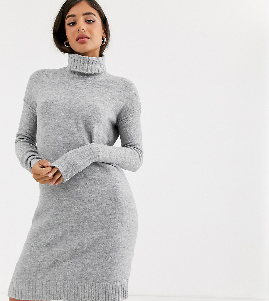 Vero Moda Tall - Gebreide jurk met col in grijs