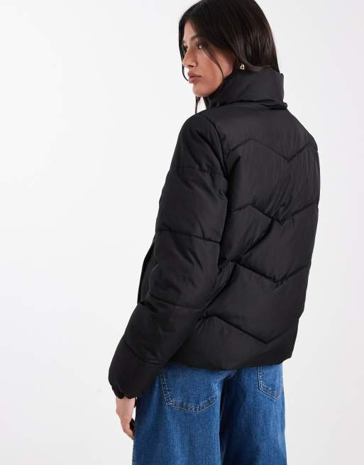 Vero Moda Tall - Gewatteerd jack in zwart, 3 van 4