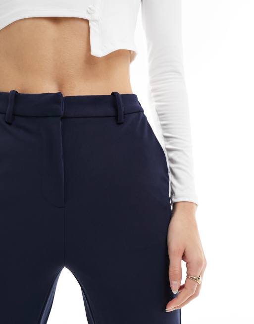 Vero Moda Tall – Granatowe dżersejowe spodnie z prostymi nogawkami i szlufkami, 5 z 5