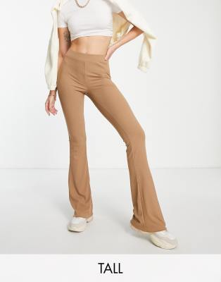 Vero Moda Tall jersey ribbed flare leggings in camel-Brown