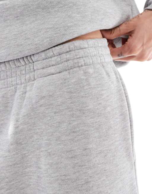 Vero Moda Tall - Joggers oversize grigio chiaro con fondo elasticizzato in coordinato , 3 di 5