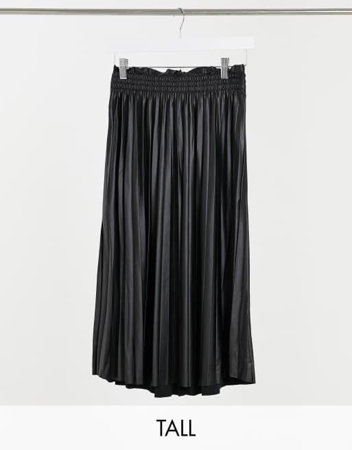 Vero Moda Tall Jupe mi longue plissee en imitation cuir Noir ASOS