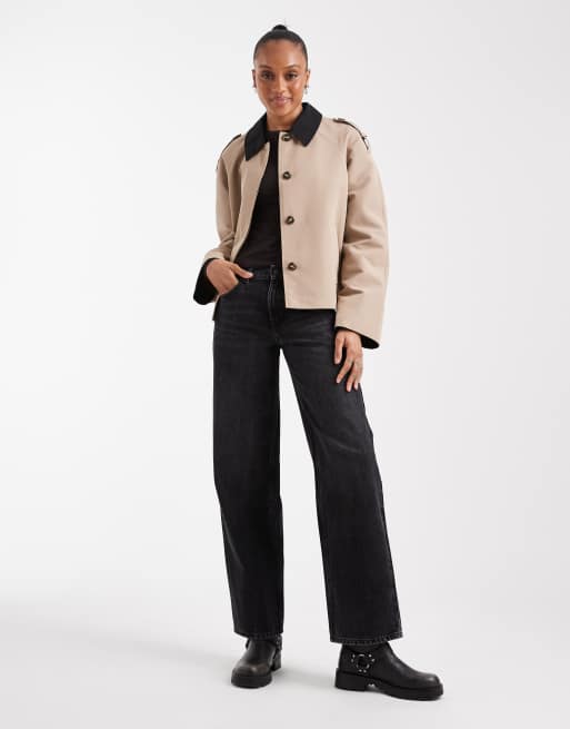 Vero Moda Tall - Kamelfarvet cropped trenchcoat med kontrasterende krave, 2 af 4