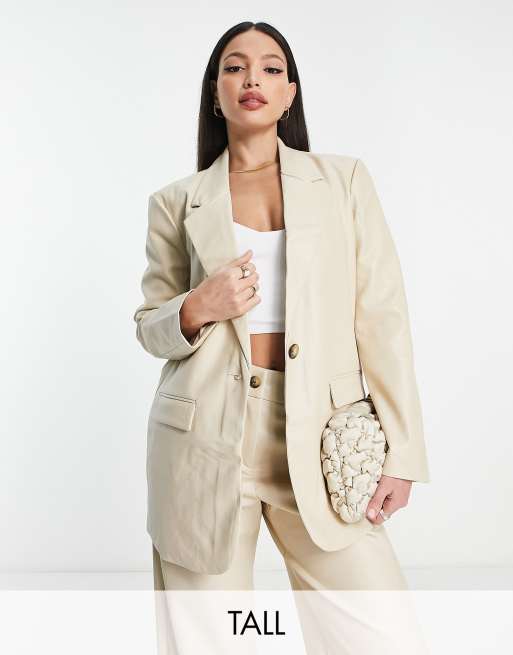 Vero Moda Tall – Krämvit, figursydd kavaj i läderlook, del av set