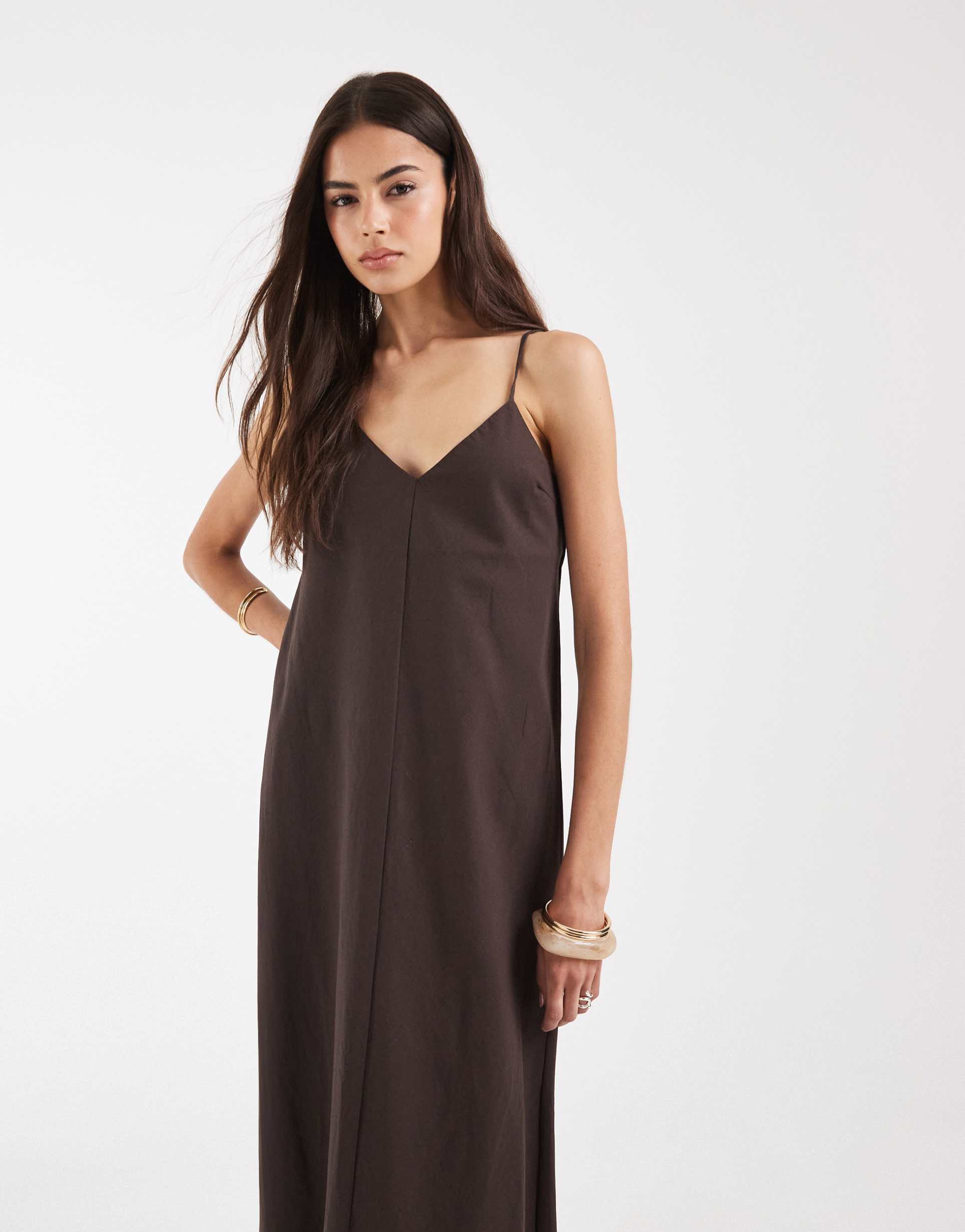 vero moda tall linen look cami straps midaxi dress in chocolate