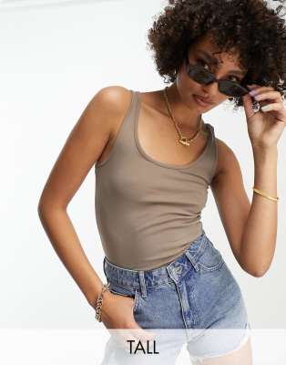 longline tank top in taupe-Neutral