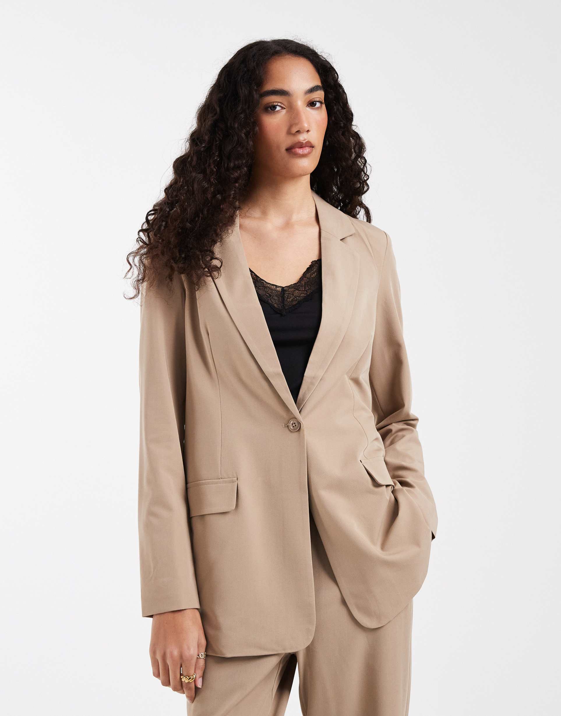 vero moda tall loose fit tailored blazer in beige - part of a set