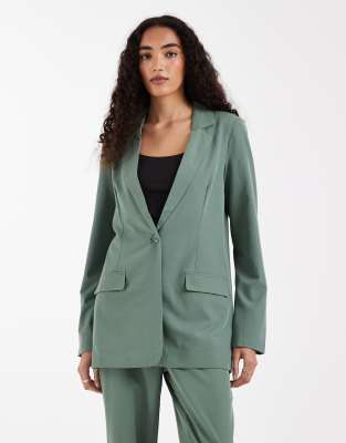 Vero Moda Tall Loose Fit Tailored Blazer In Green